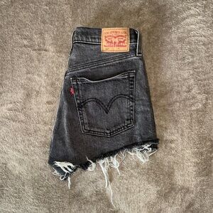 Levi’s shorts